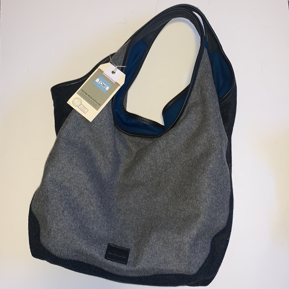 🆕 Toms Grey and Blue Felted Wool Bucket Purse - Picture 2 of 6